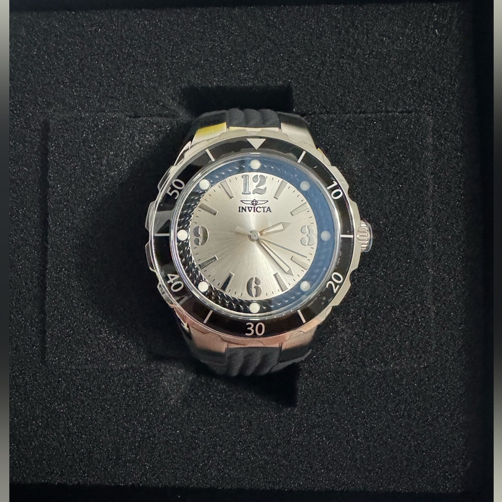 Invicta Angel Halo Women’s Watch 38mm Black (17482) - Picture 2 of 8